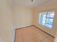  of property in Magalieskruin