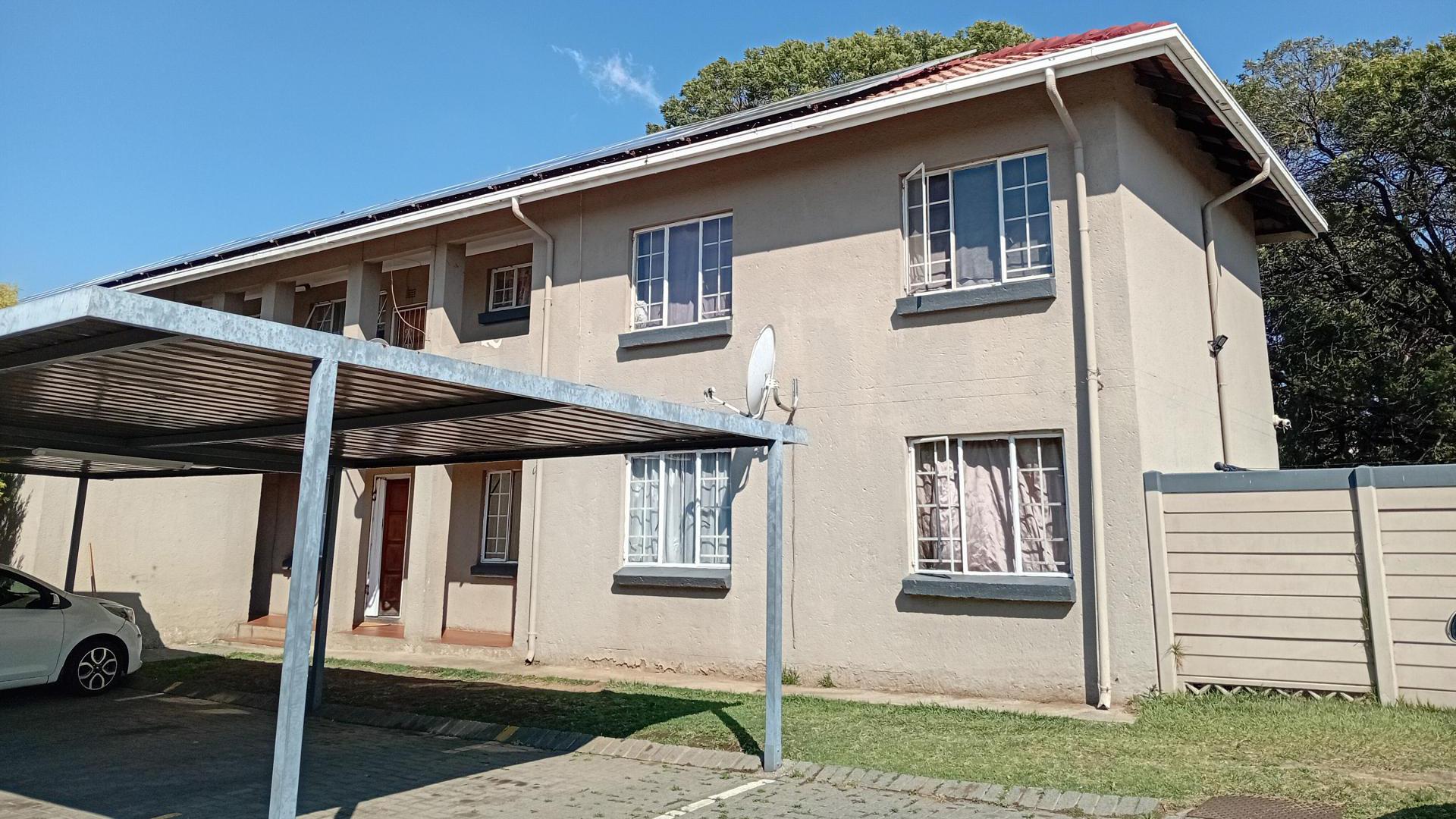Front View of property in Eden Glen