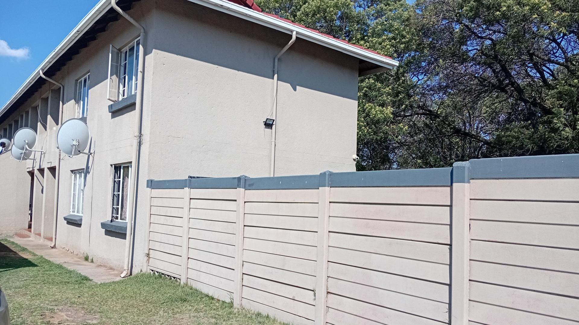 Front View of property in Eden Glen