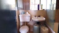 Bathroom 1 of property in Eden Glen