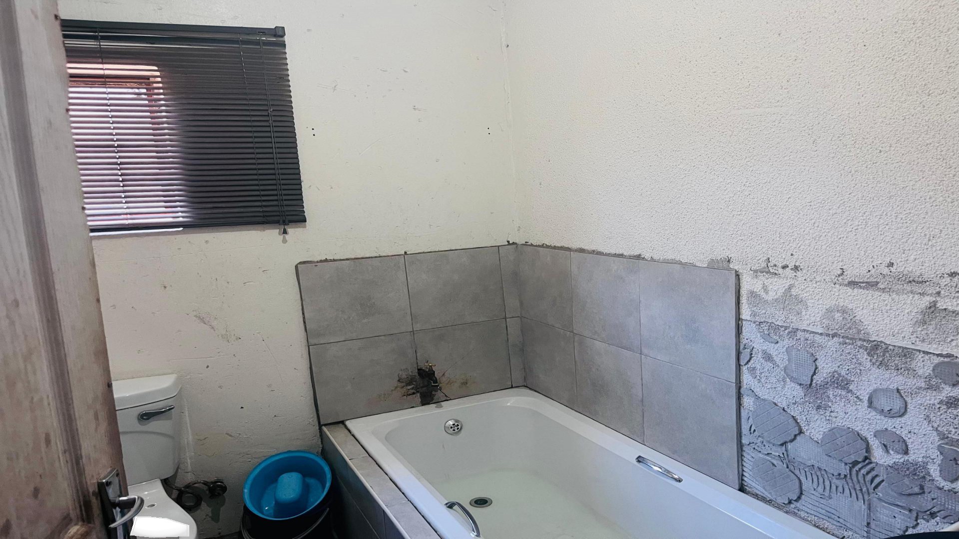 Bathroom 1 of property in Likole