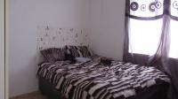 Bed Room 2 - 8 square meters of property in Jabulani