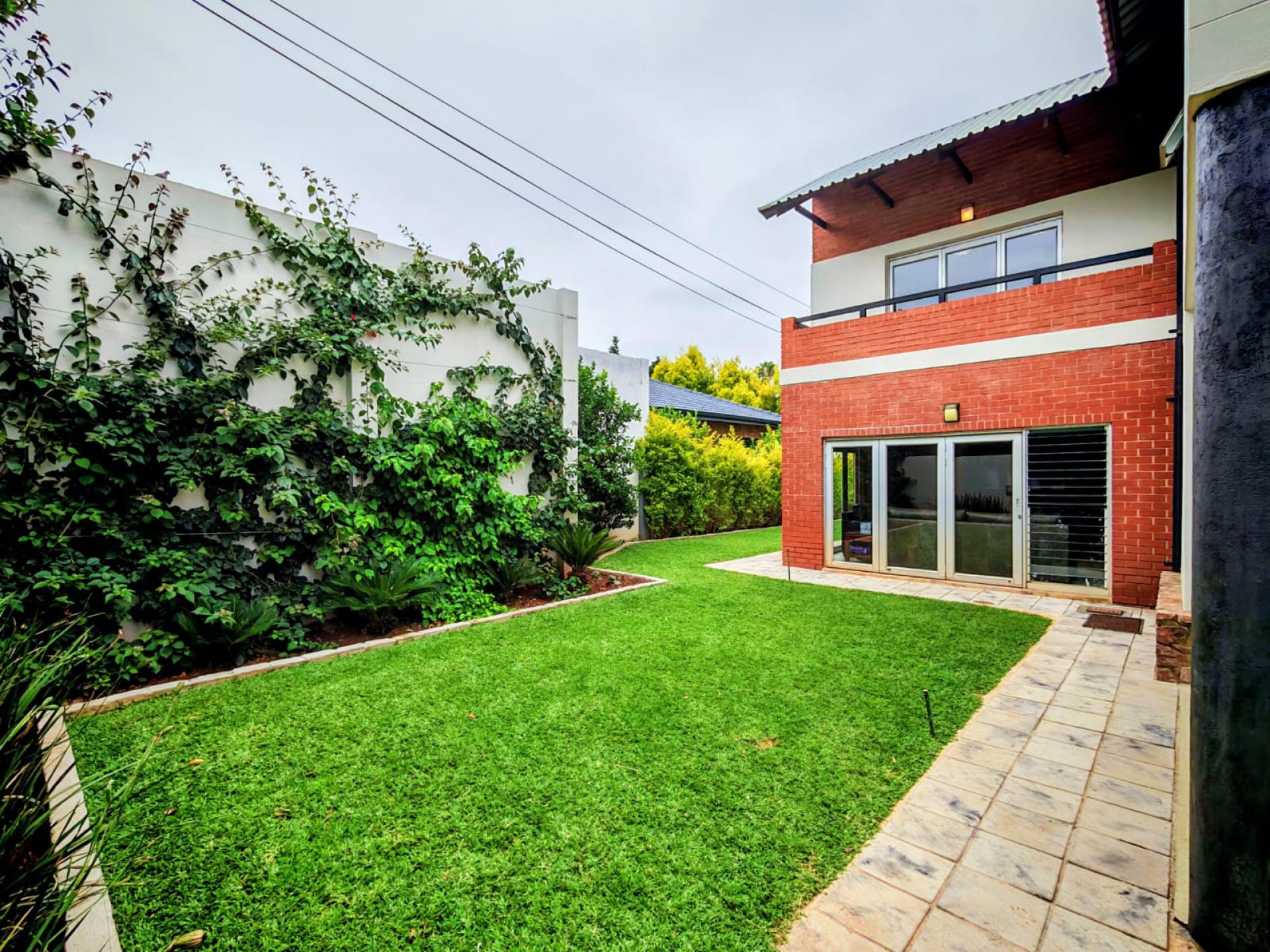  of property in Montana Park