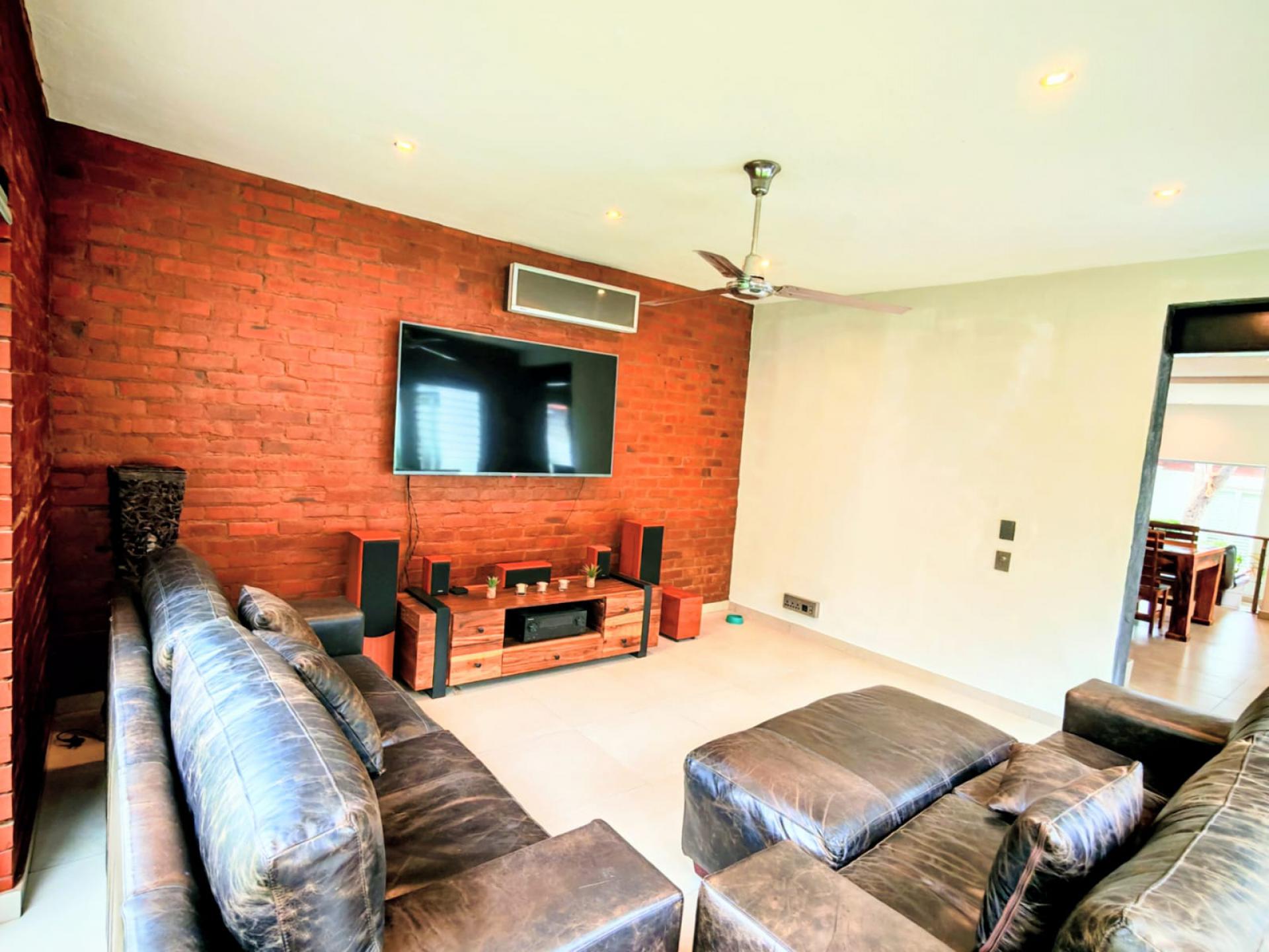  of property in Montana Park