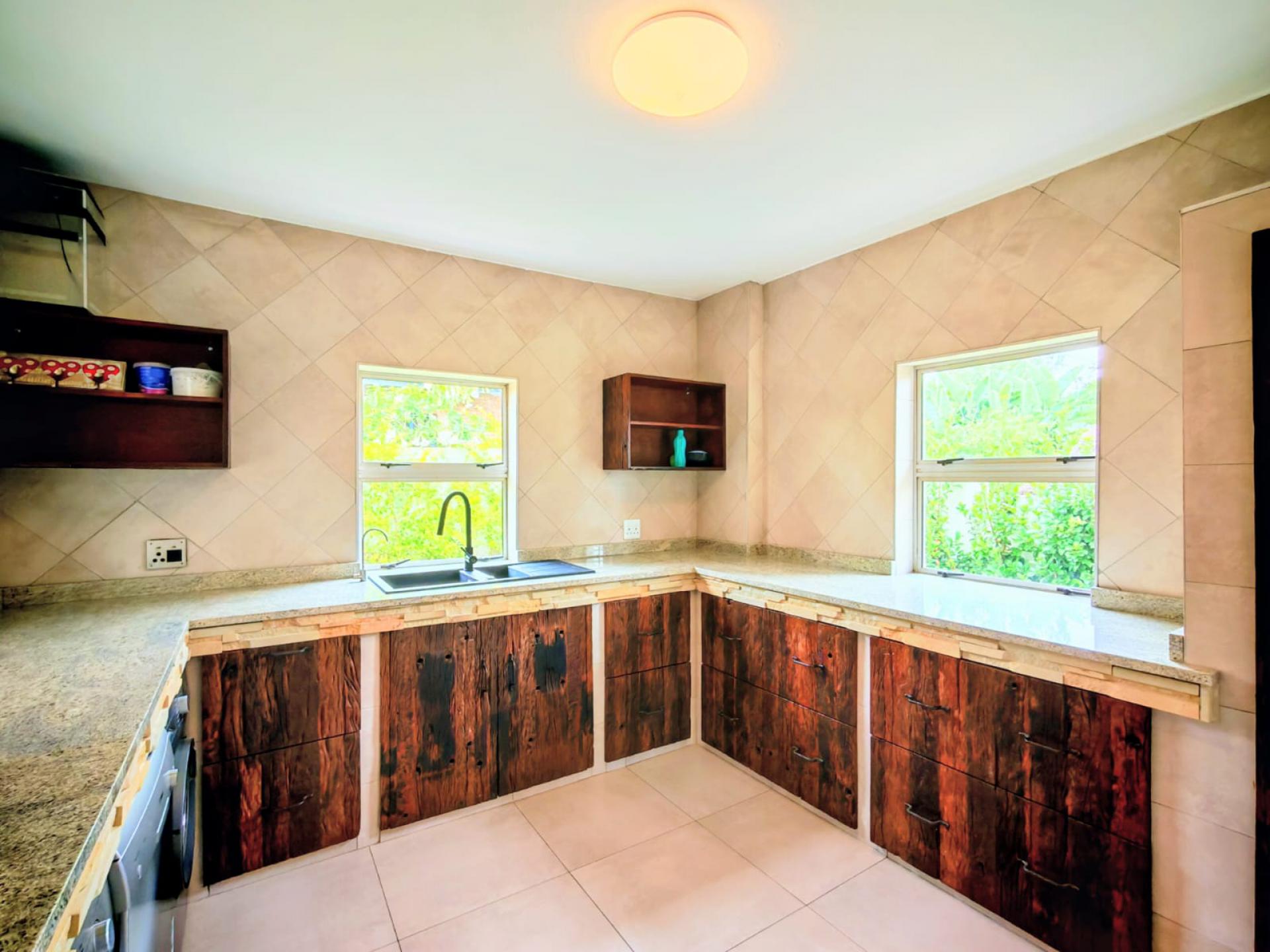  of property in Montana Park