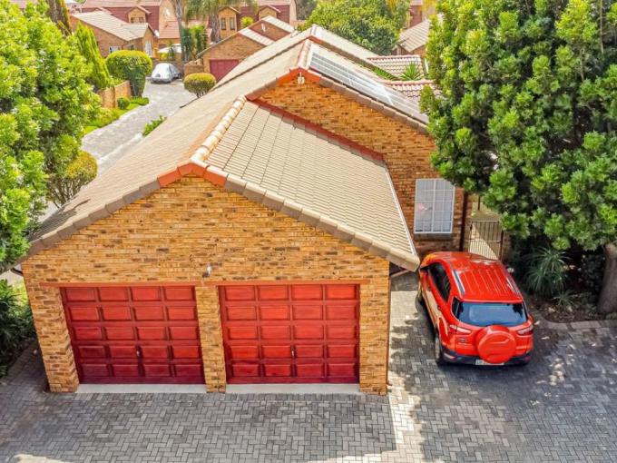 3 Bedroom Sectional Title for Sale For Sale in Willowbrook - MR708757