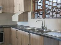  of property in Glenvista