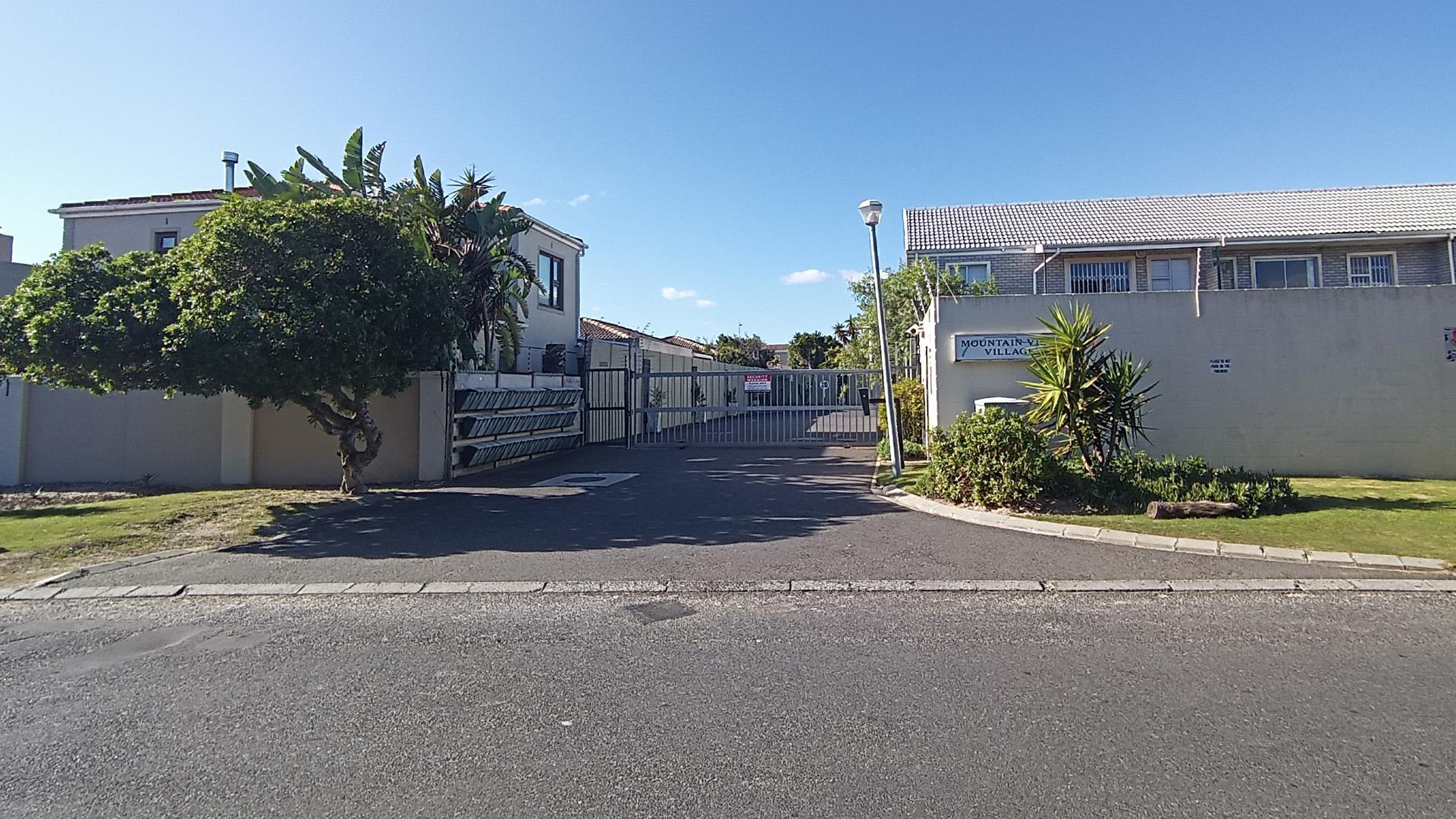 Front View of property in Milnerton