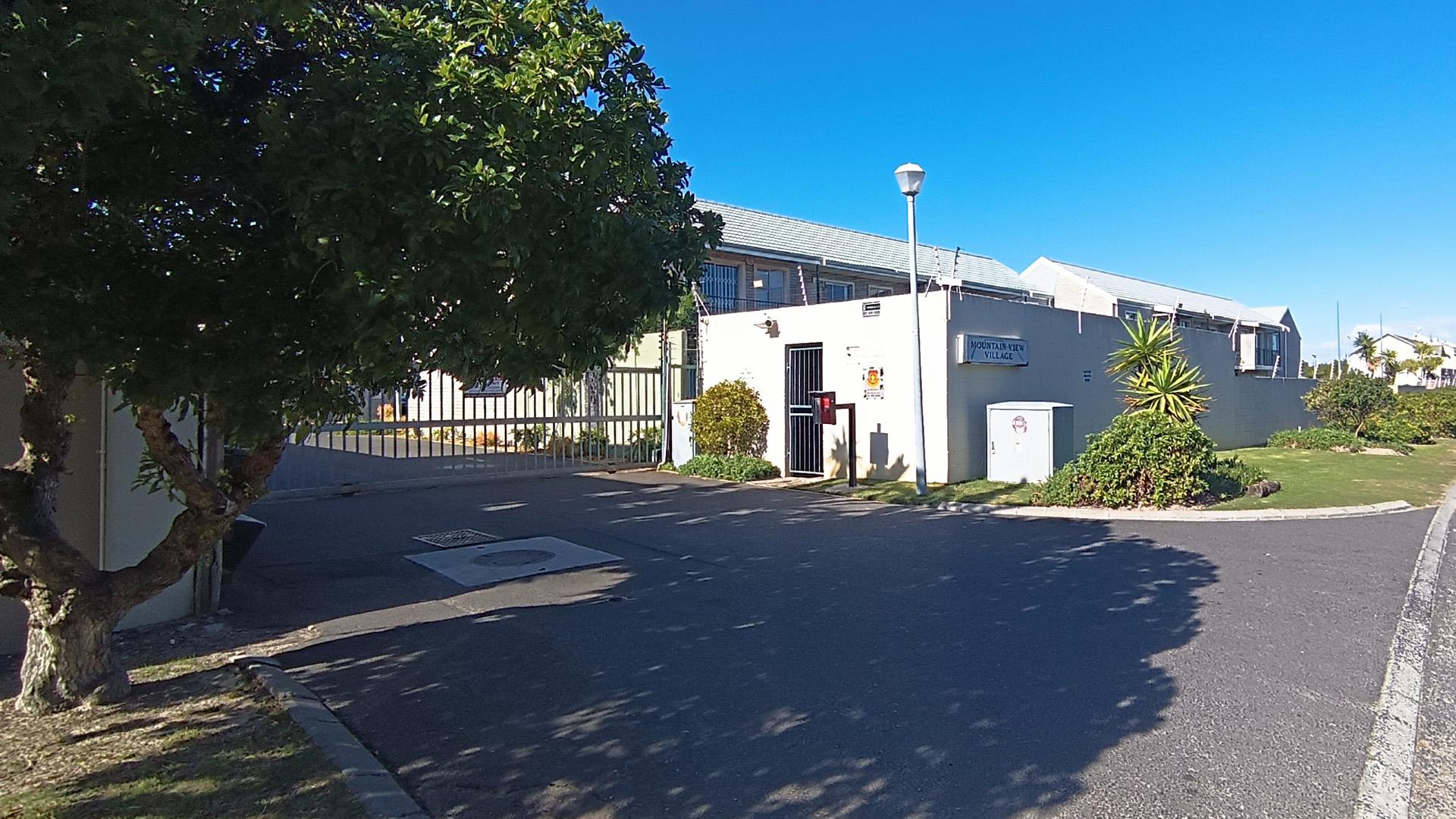 Front View of property in Milnerton
