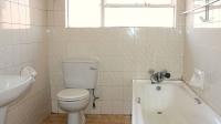 Bathroom 1 of property in Blackheath - JHB