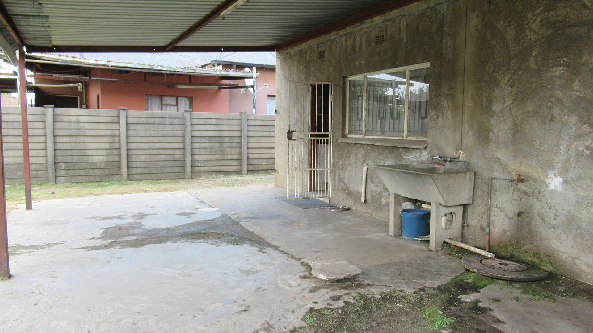 Backyard of property in Vereeniging