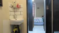 Bathroom 1 - 4 square meters of property in Braamfontein