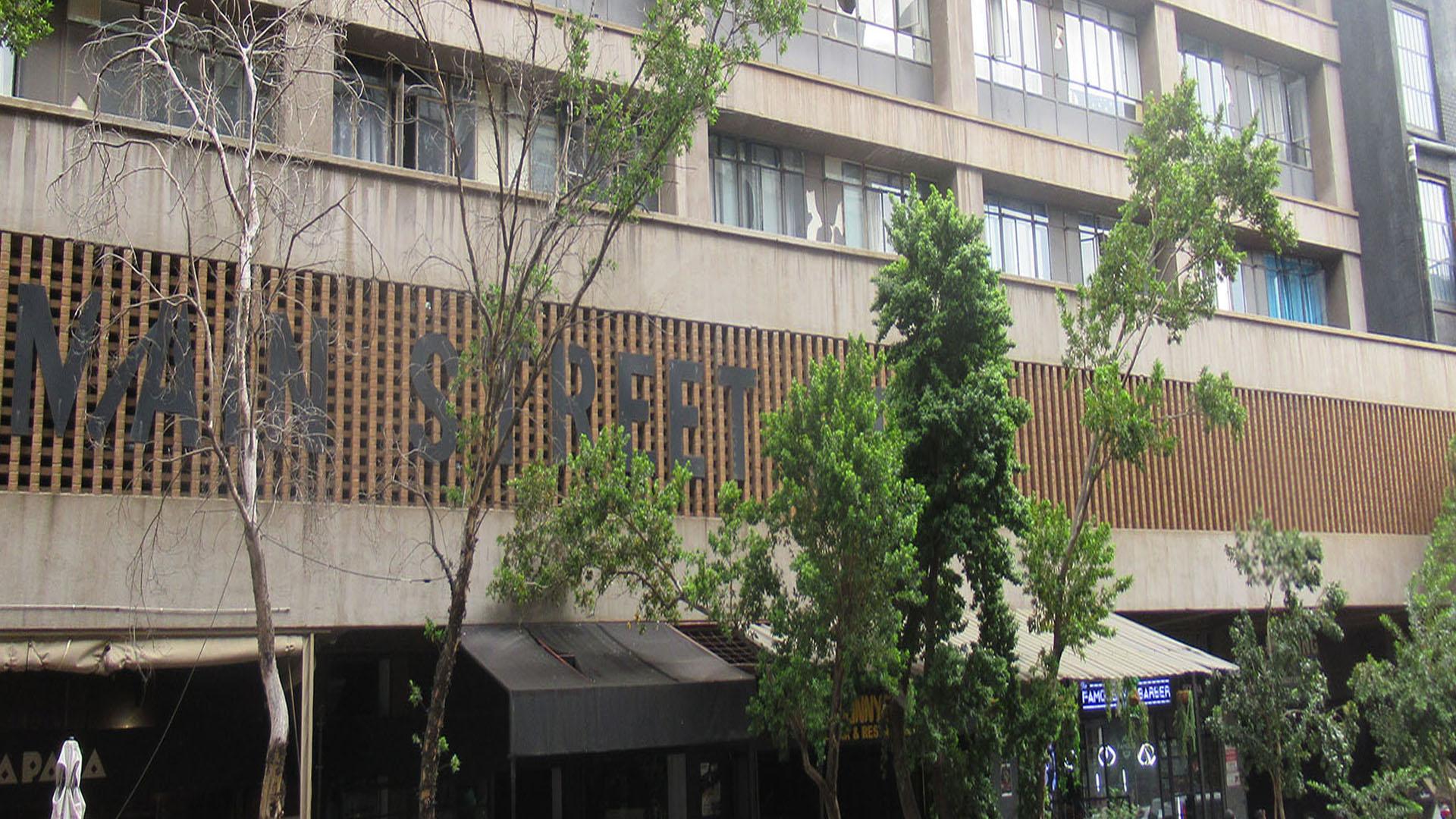 Front View of property in City and Suburban