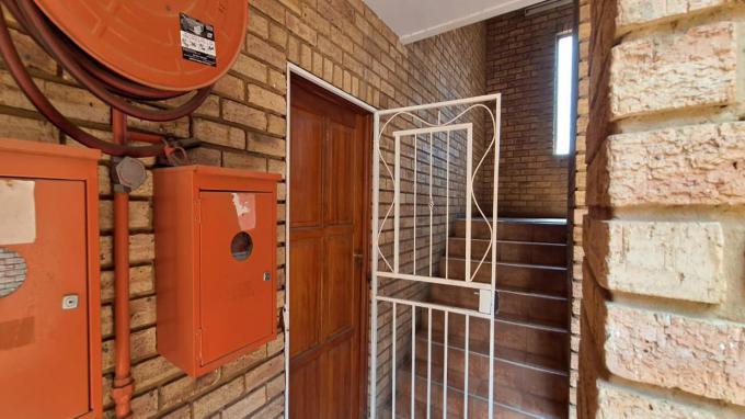 2 Bedroom Sectional Title for Sale For Sale in Randfontein - Home Sell - MR708807