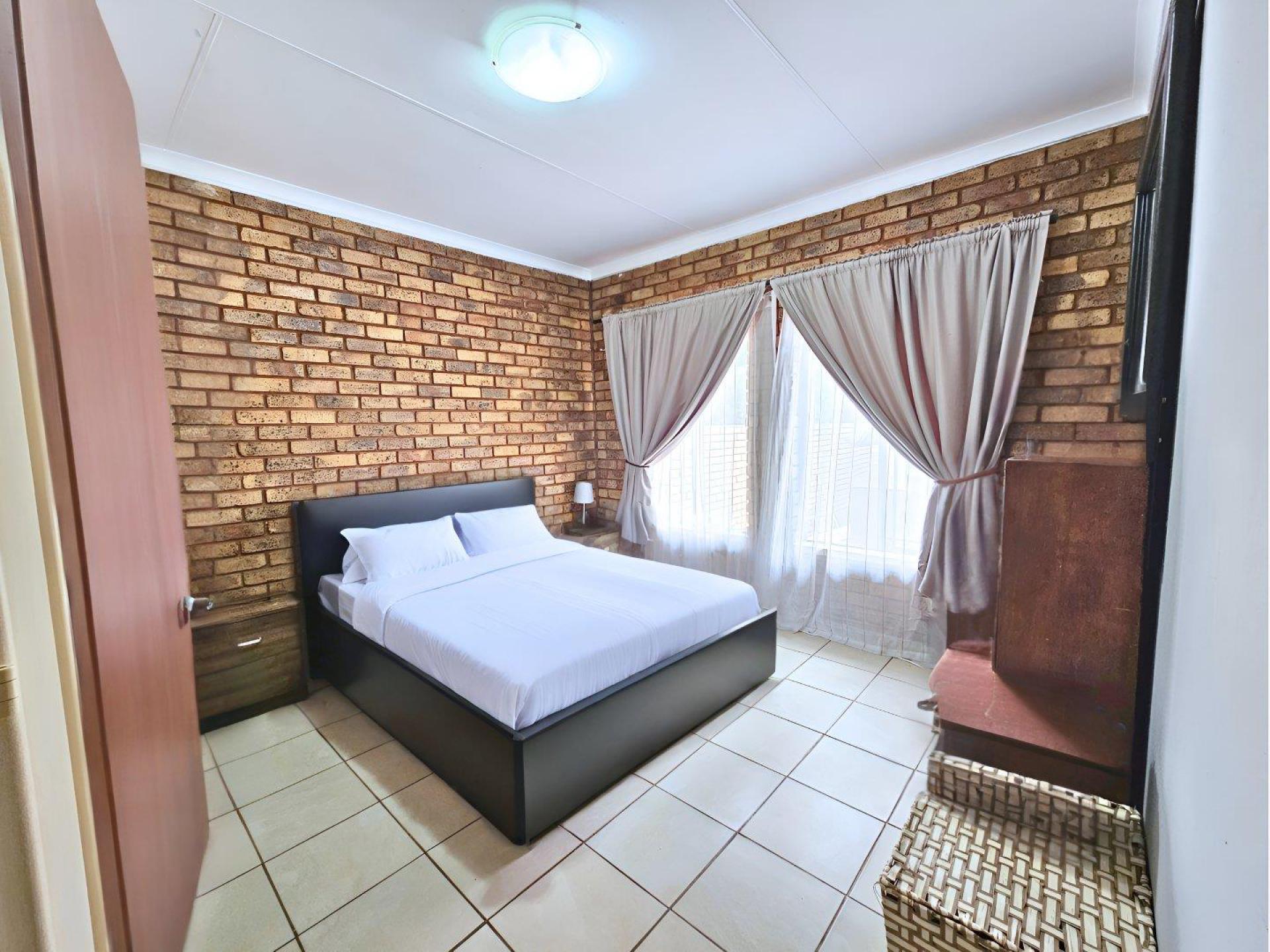  of property in Doornpoort