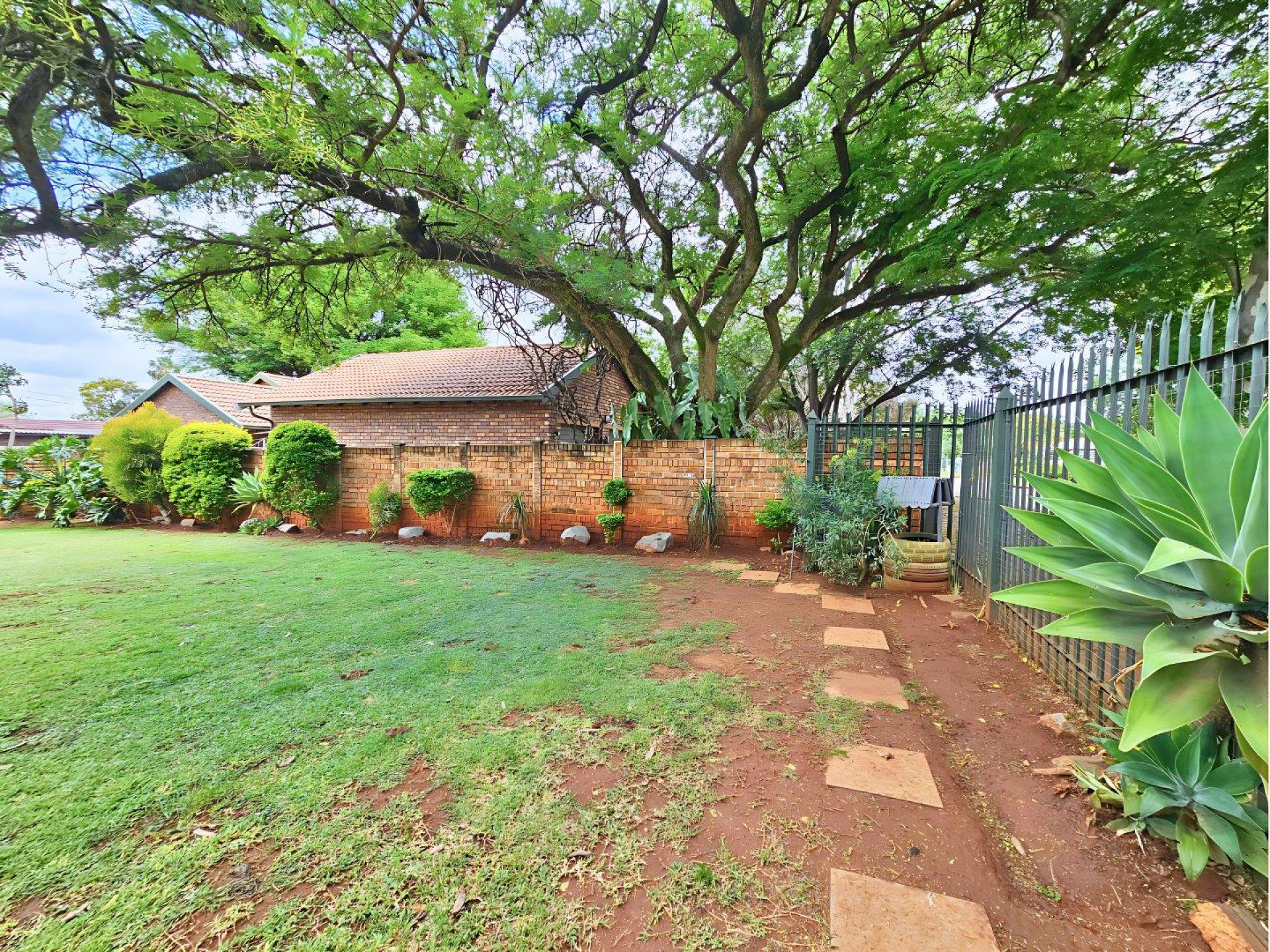  of property in Doornpoort