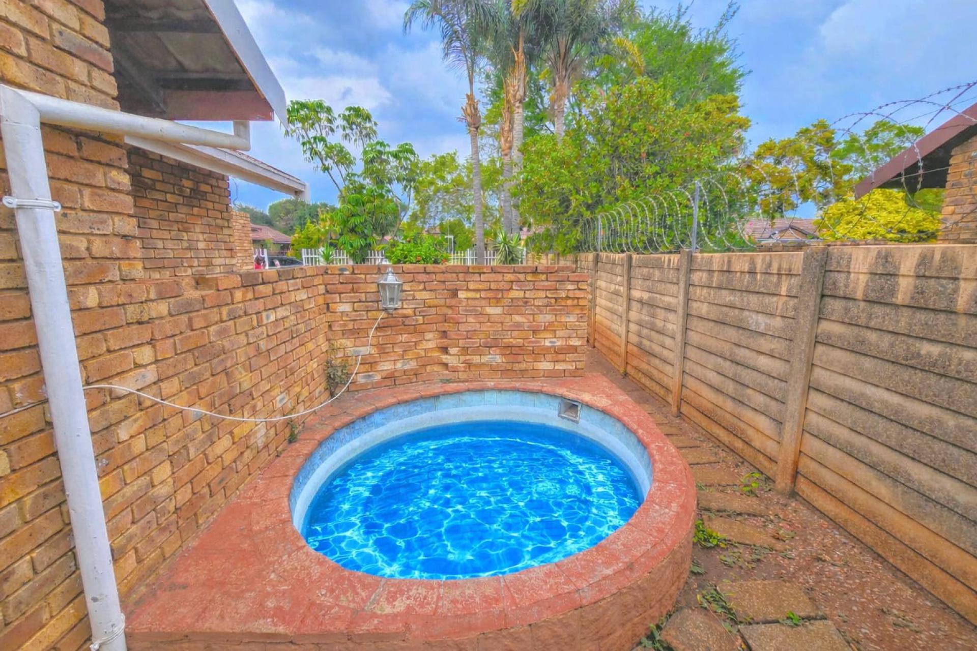  of property in Doornpoort