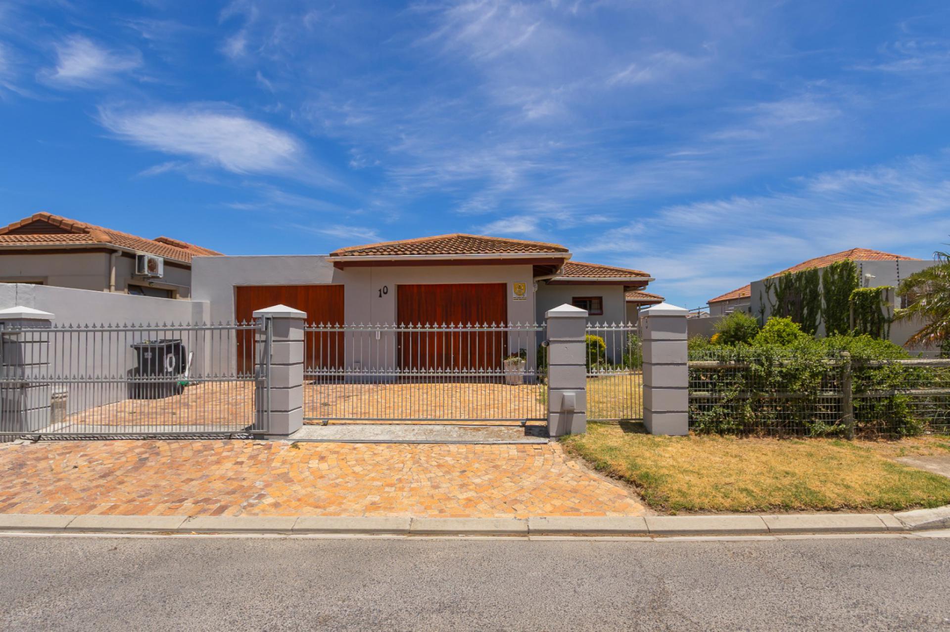  of property in Gordons Bay