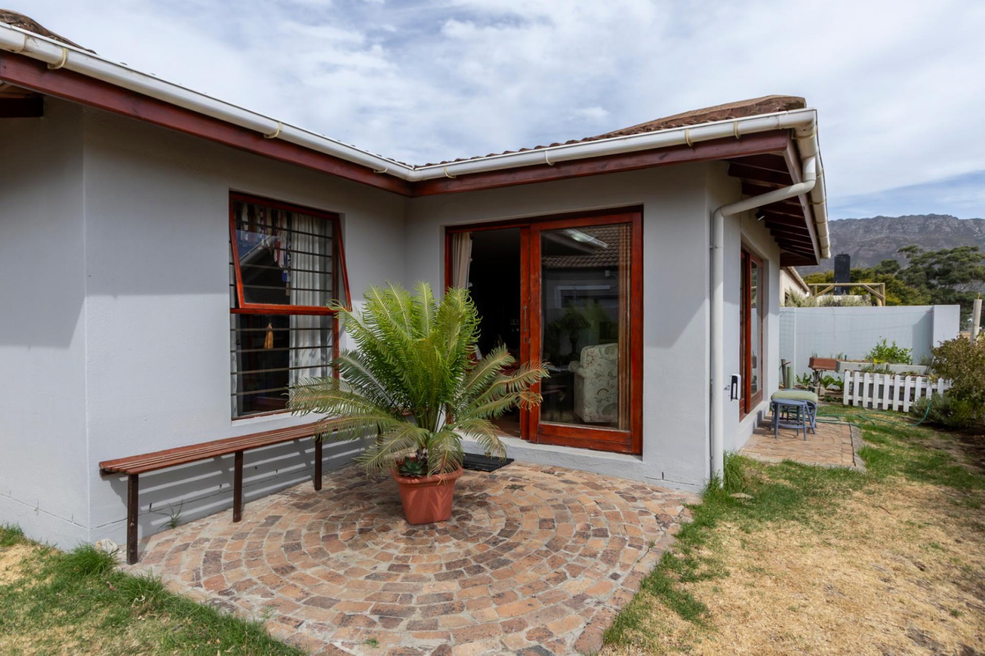  of property in Gordons Bay