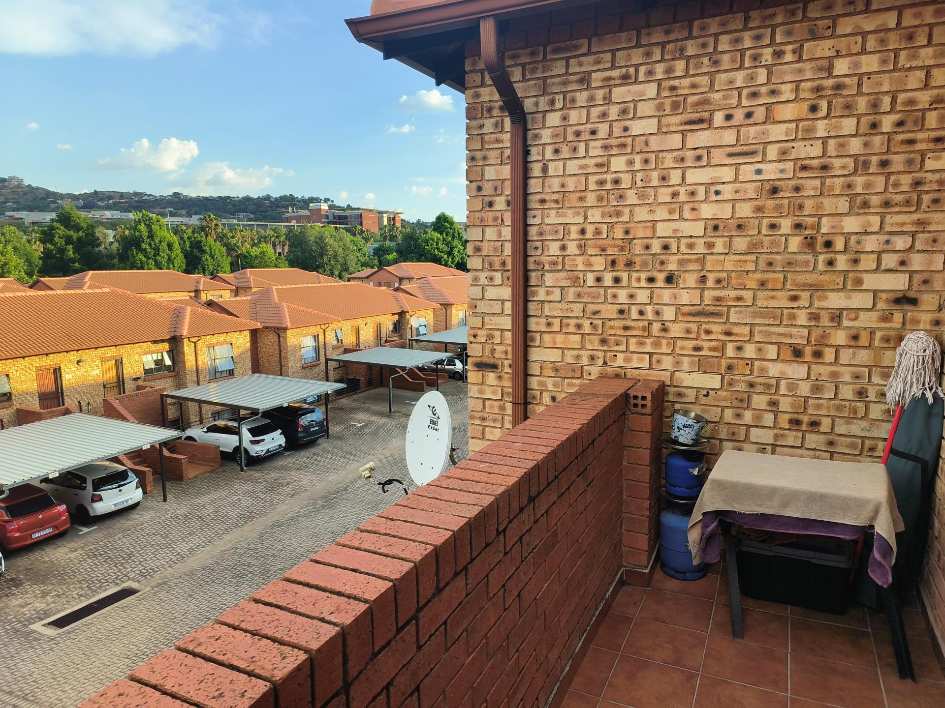  of property in Weltevreden Park