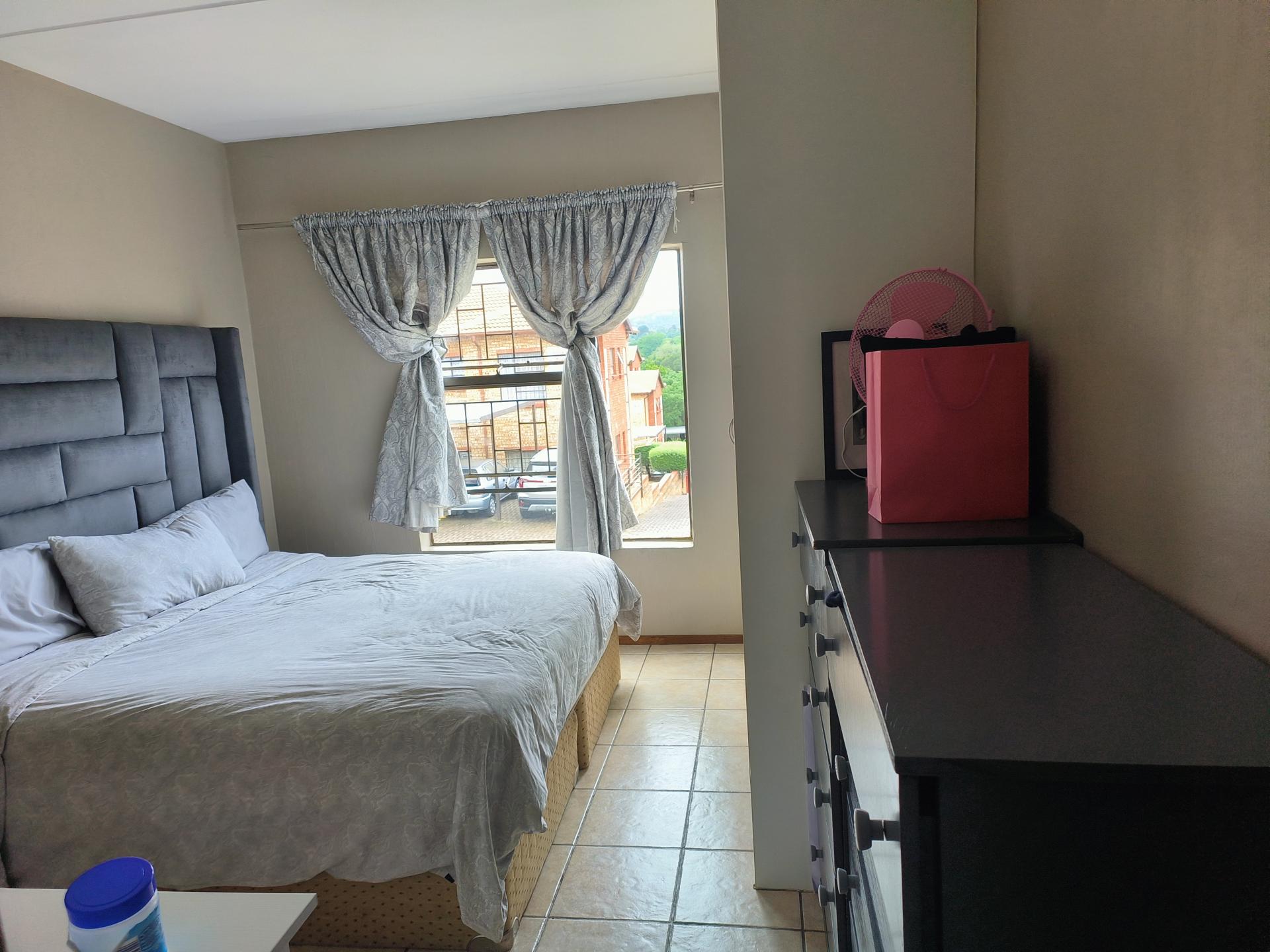  of property in Weltevreden Park