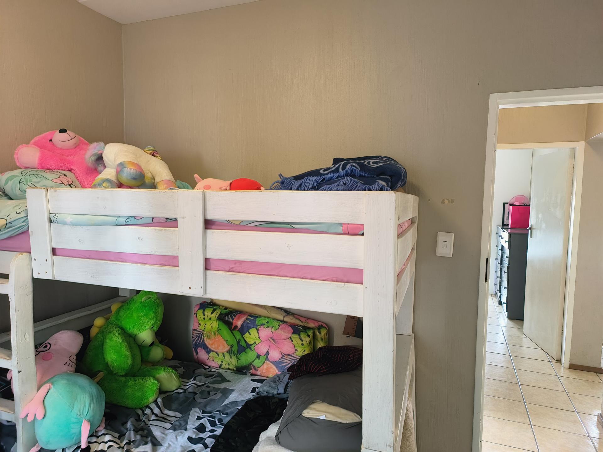  of property in Weltevreden Park