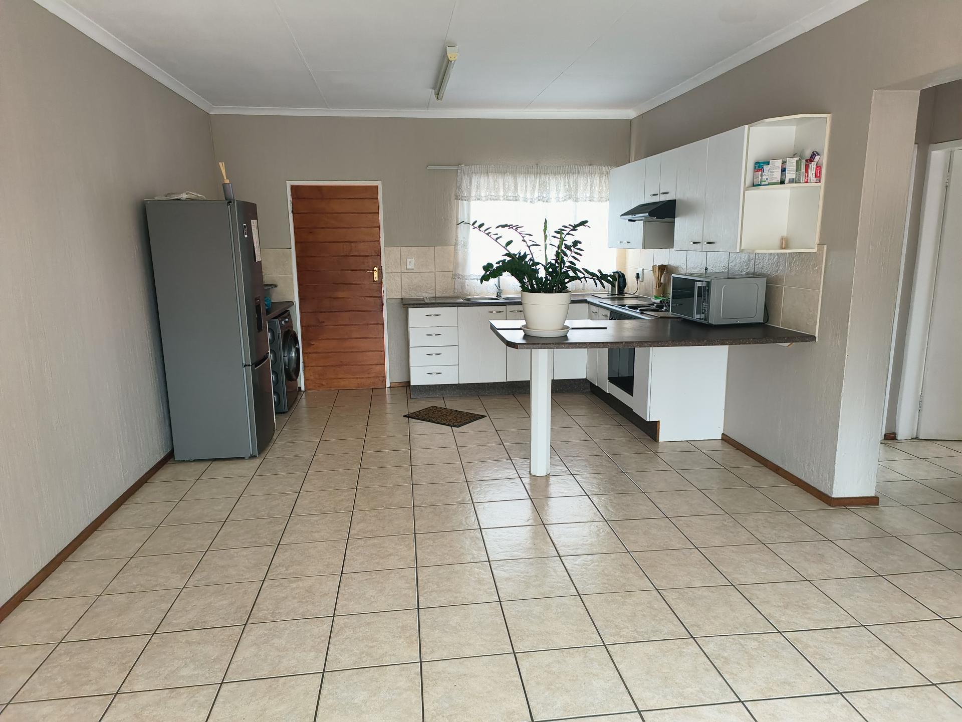  of property in Weltevreden Park