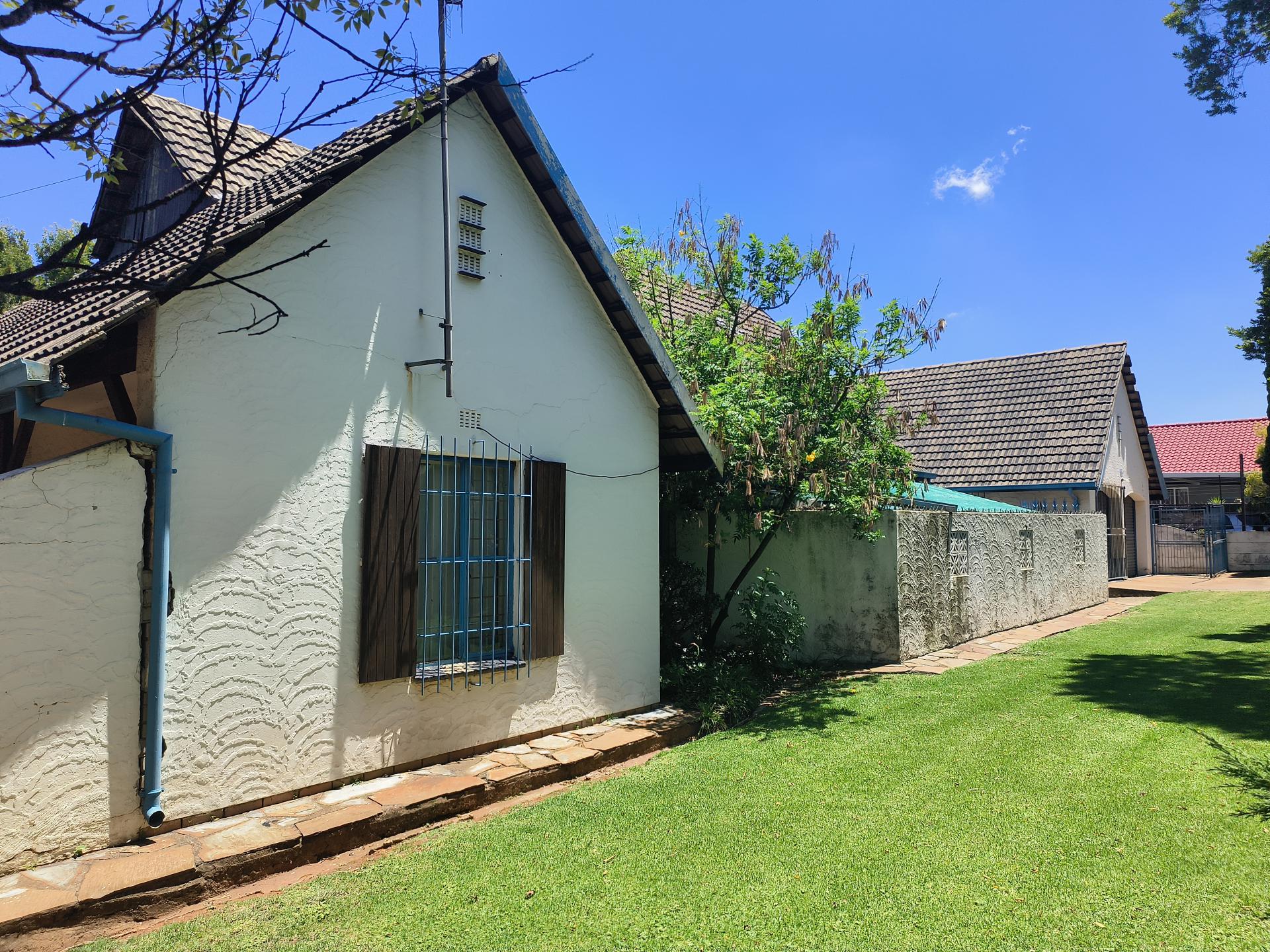  of property in Wilropark