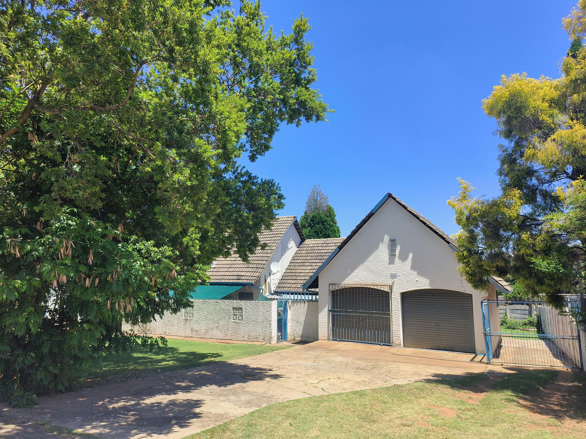  of property in Wilropark