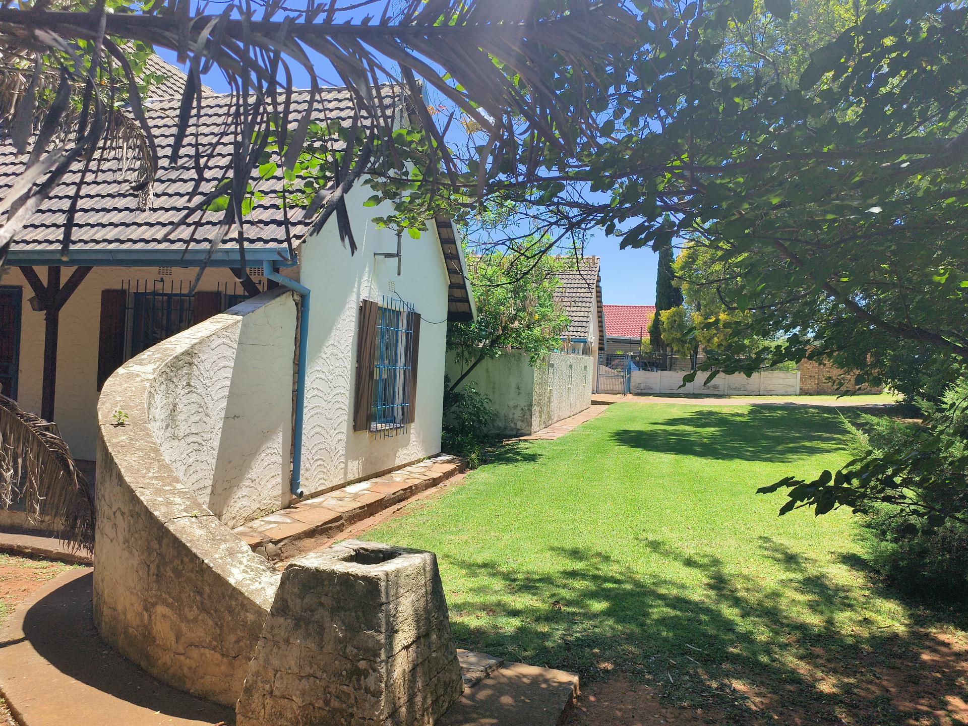  of property in Wilropark