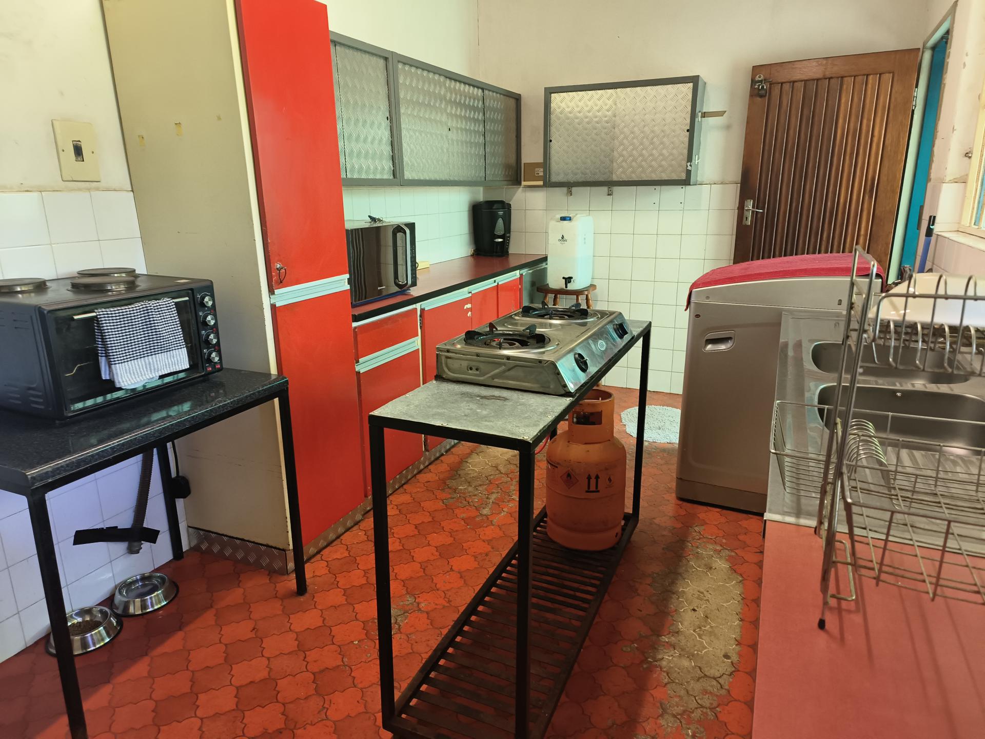  of property in Wilropark