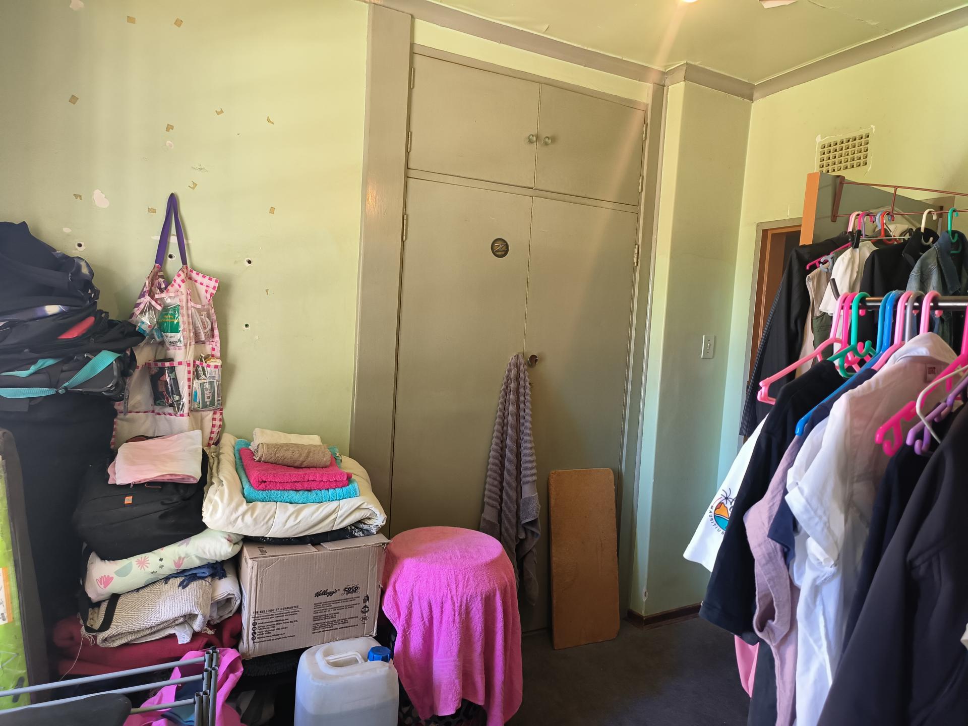  of property in Wilropark