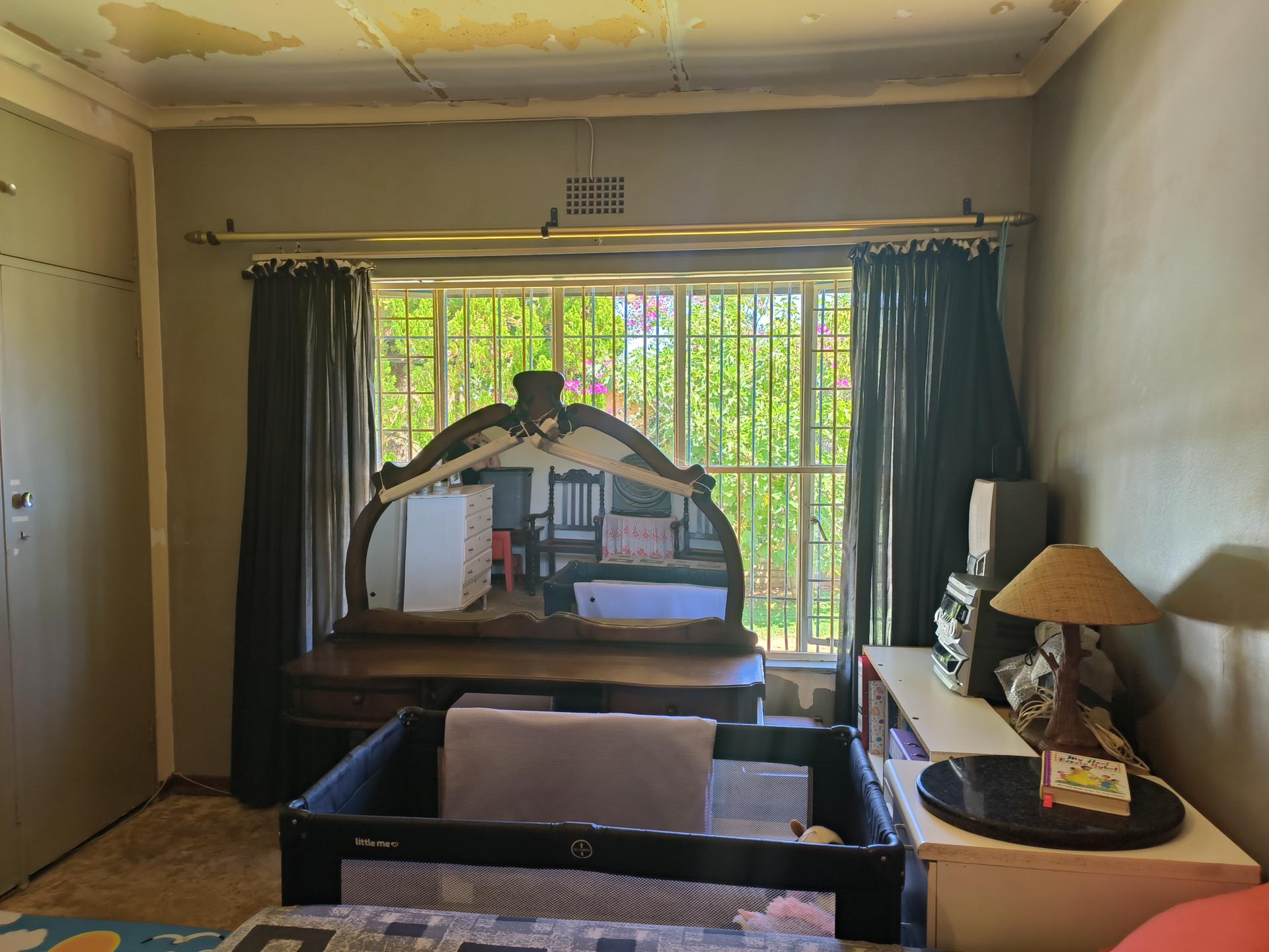  of property in Wilropark