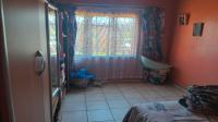 Bed Room 2 of property in Klipspruit West