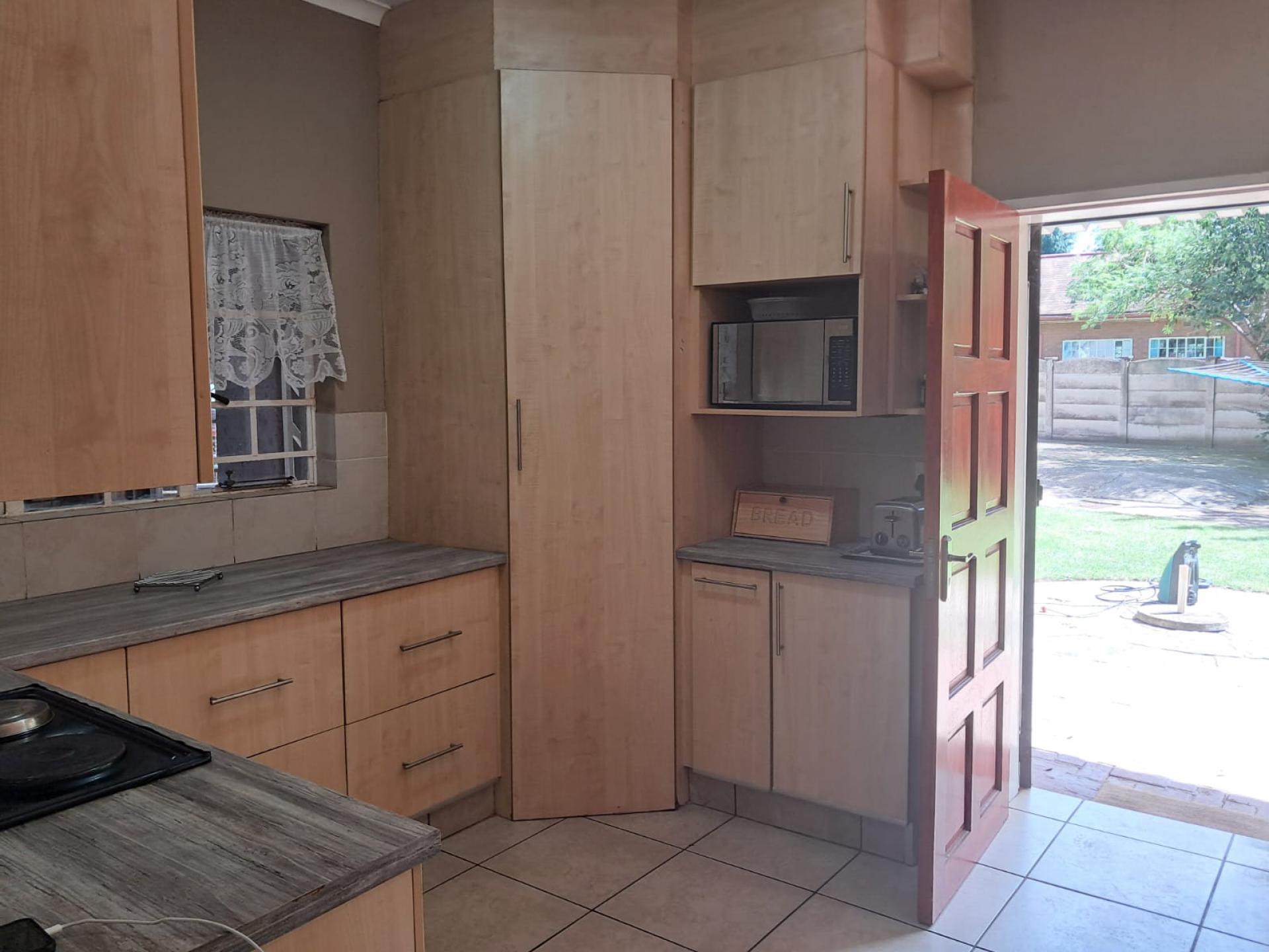  of property in Henley-on-Klip