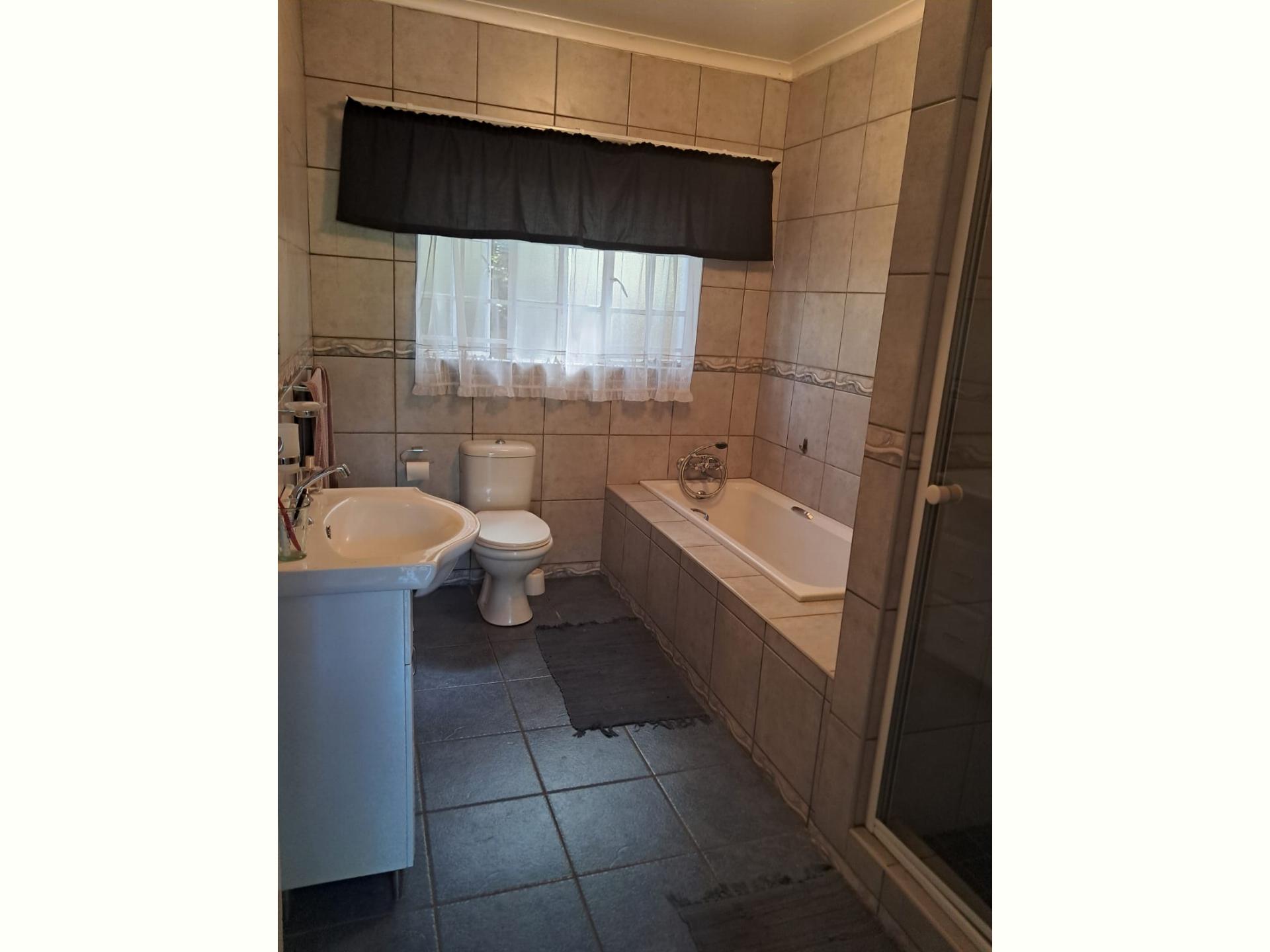  of property in Henley-on-Klip