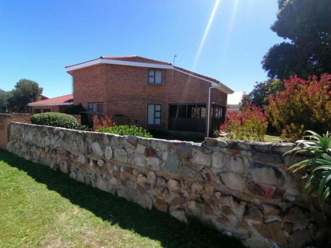 House for Sale For Sale in Hermanus - MR708840