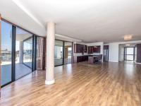  of property in Bloubergstrand