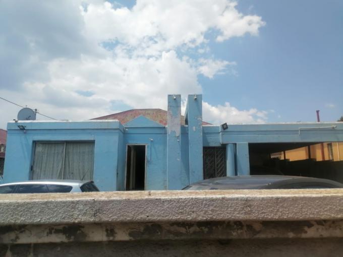 4 Bedroom House for Sale For Sale in Rosettenville - MR708889