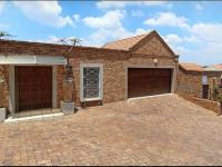  of property in Glenvista