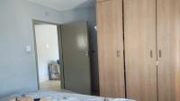 Bed Room 1 of property in Alveda