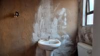 Bathroom 2 - 2 square meters of property in Protea Glen