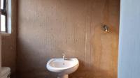 Bathroom 3+ - 8 square meters of property in Protea Glen