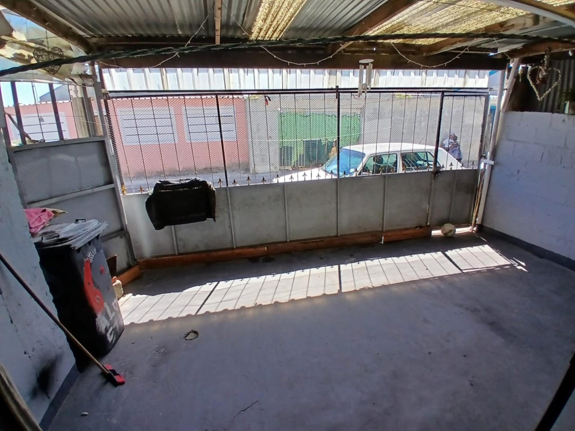  of property in Hanover Park