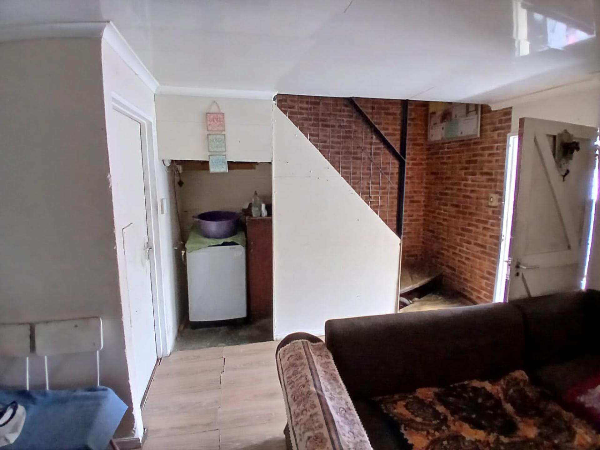  of property in Hanover Park