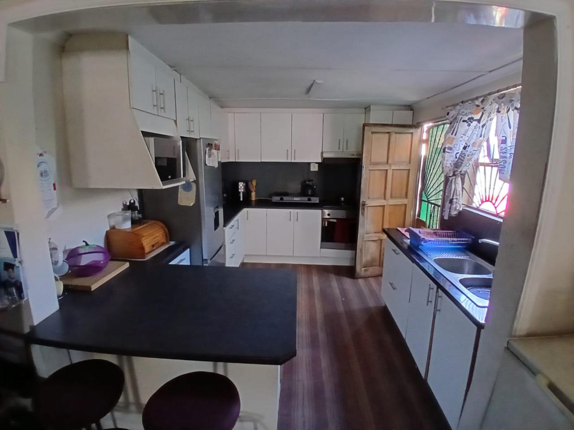  of property in Hanover Park