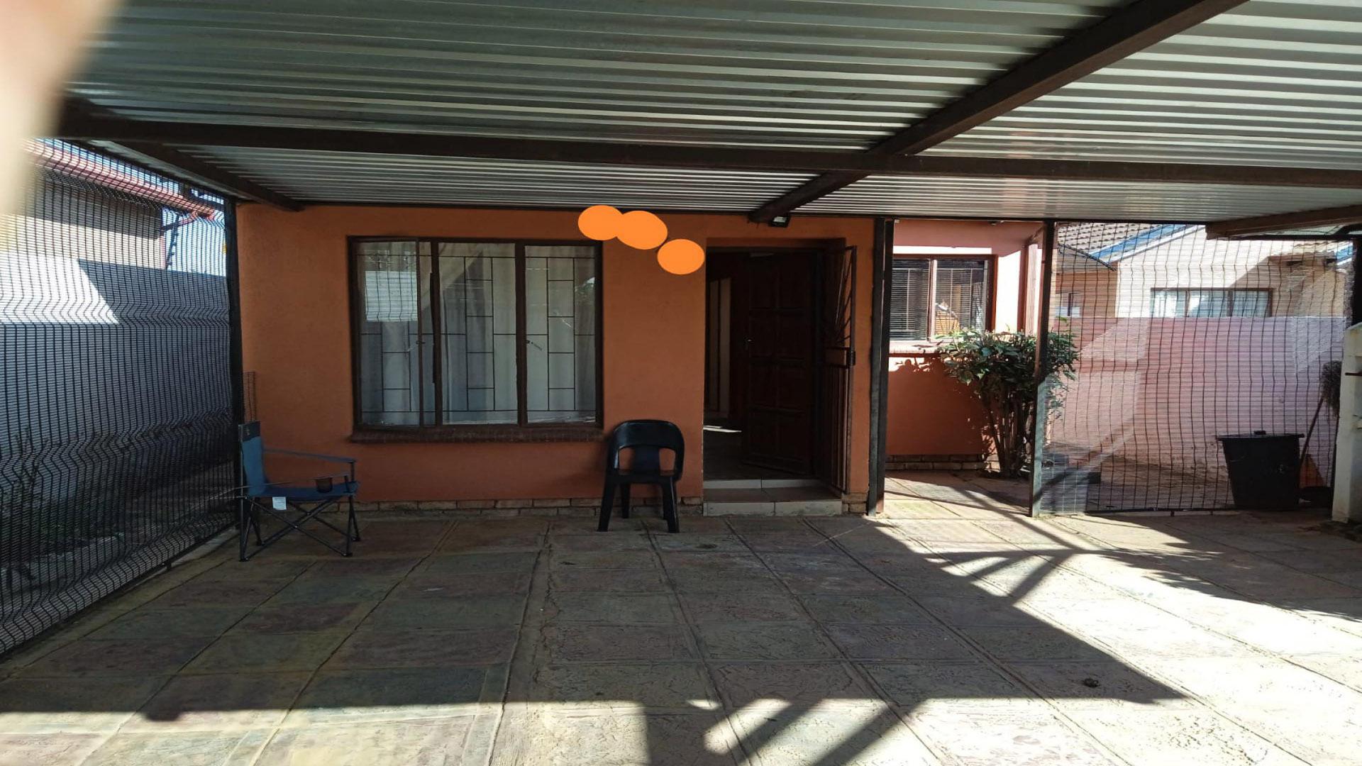 Front View of property in Soshanguve East