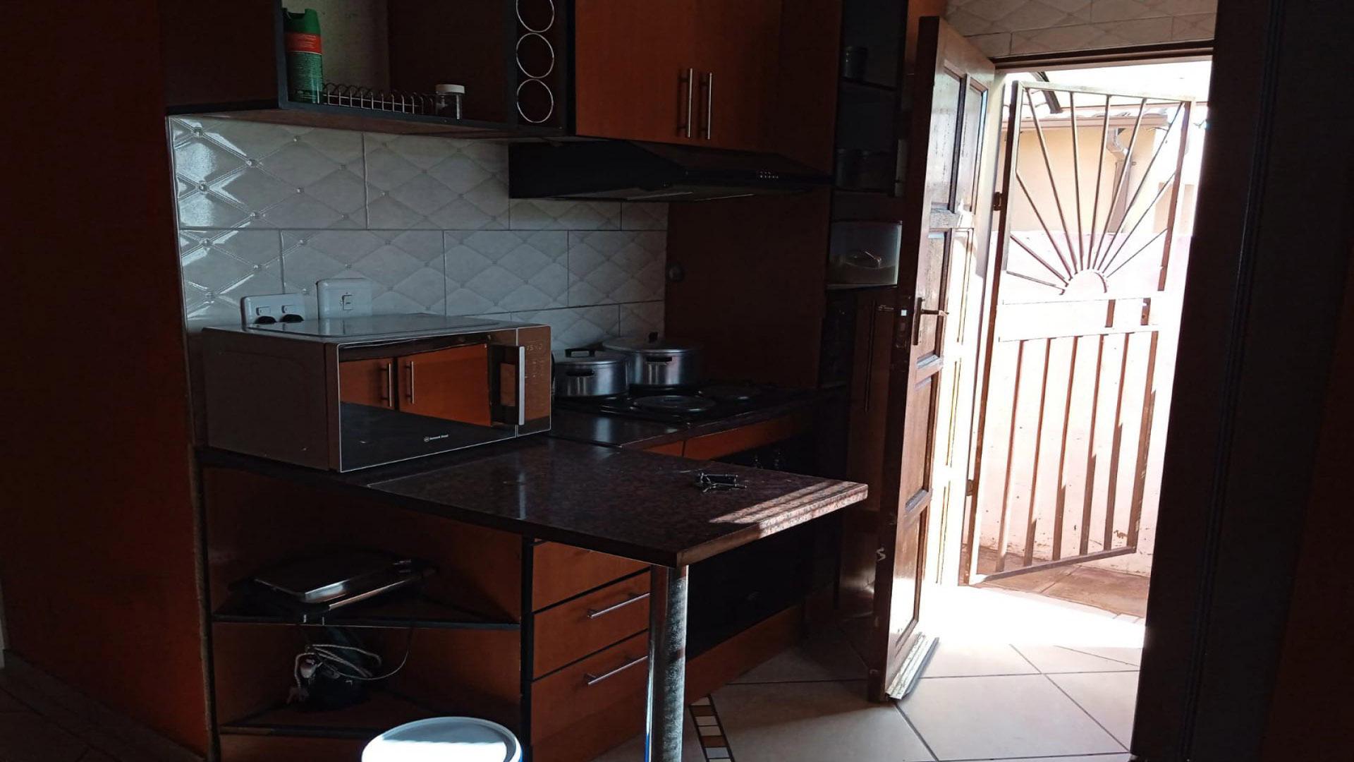 Kitchen of property in Soshanguve East