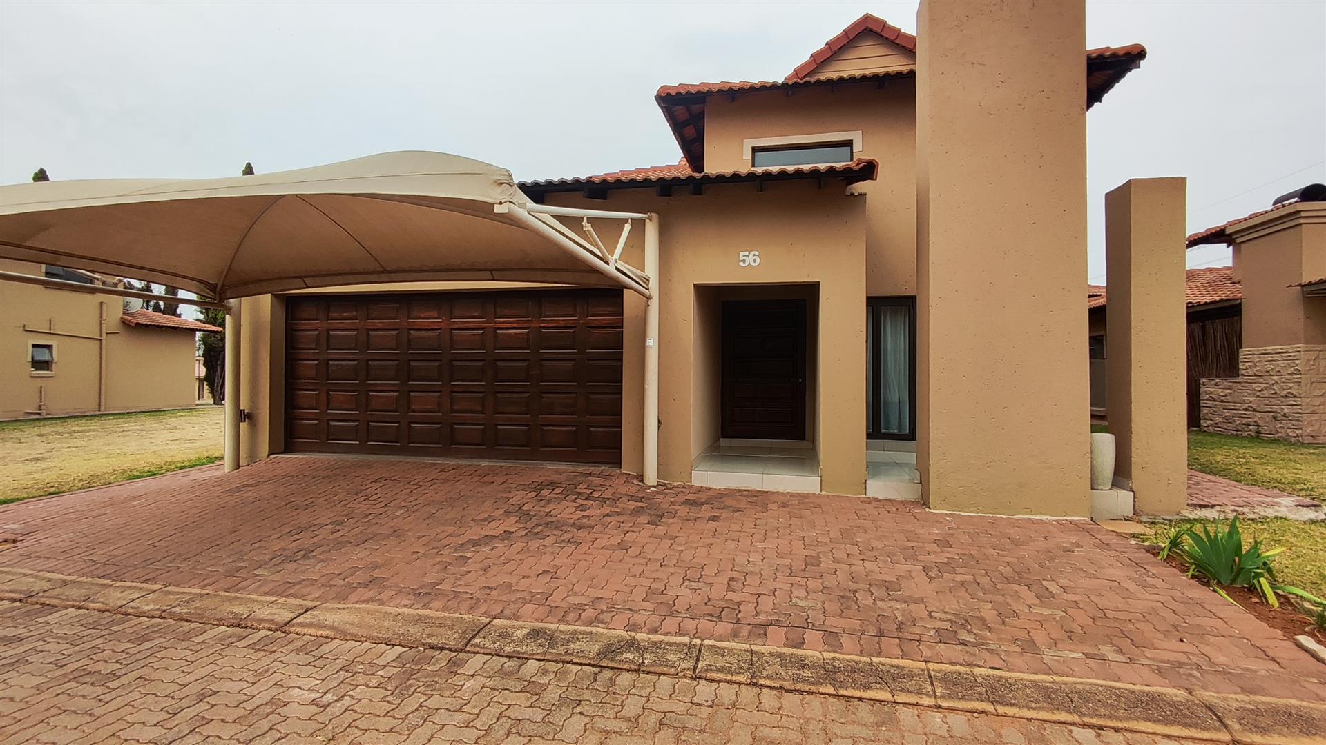 Front View of property in Fleurdal