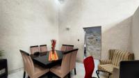 Dining Room - 16 square meters of property in Fleurdal
